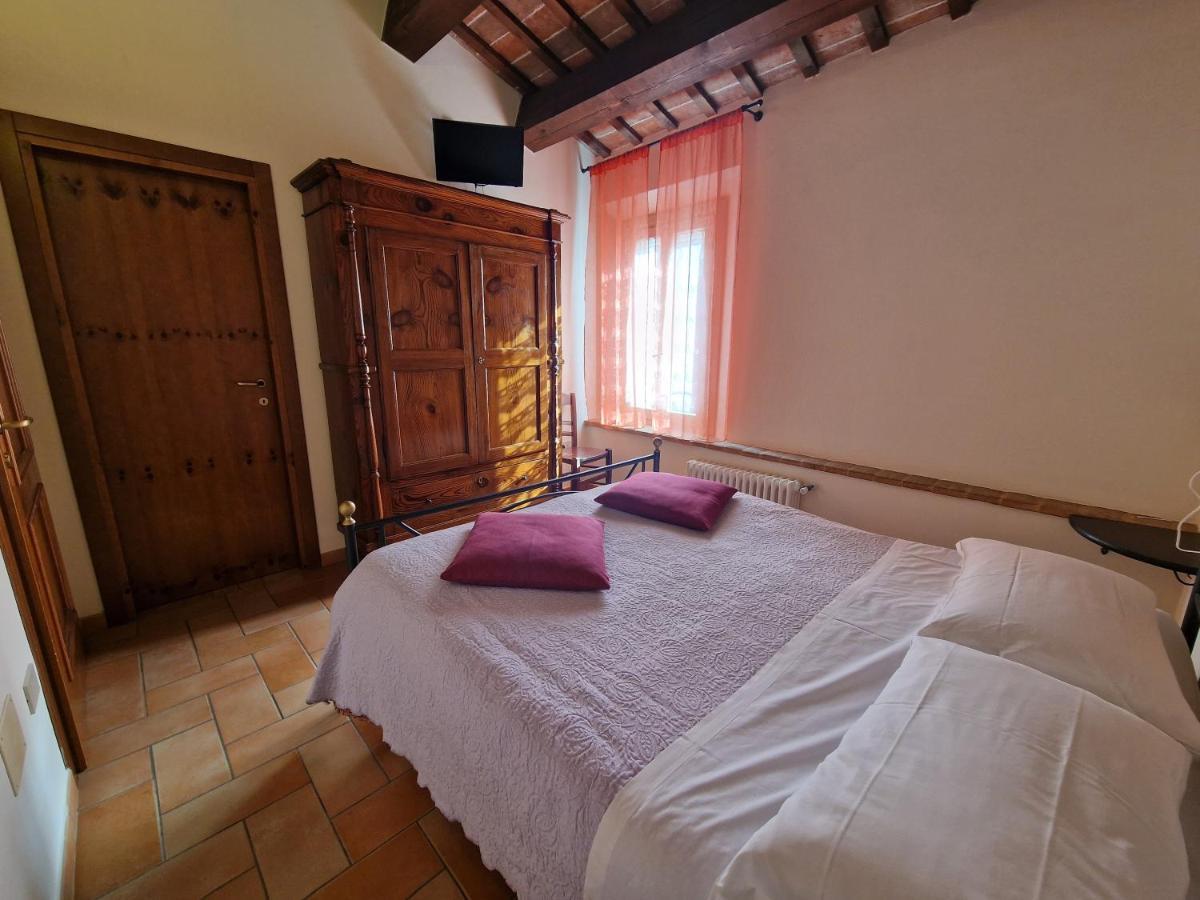 Agriturismo E Cantina La Sabbiona Faenza Exterior photo